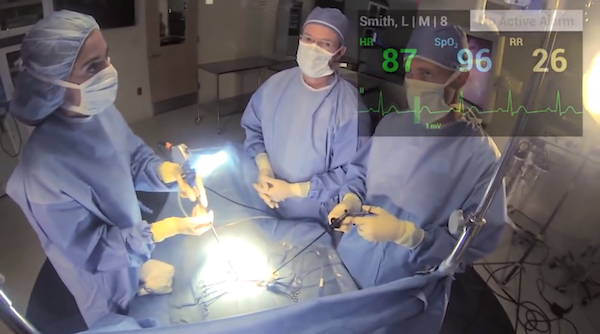 google-glass-surgery תמונה: Google Glass בחדר הניתוח